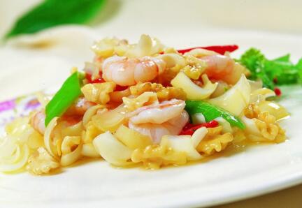 桃仁鸡丁的制作方法